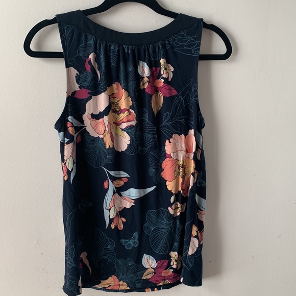 5$ with bundle 😀 cute top - Picture 4 of 7